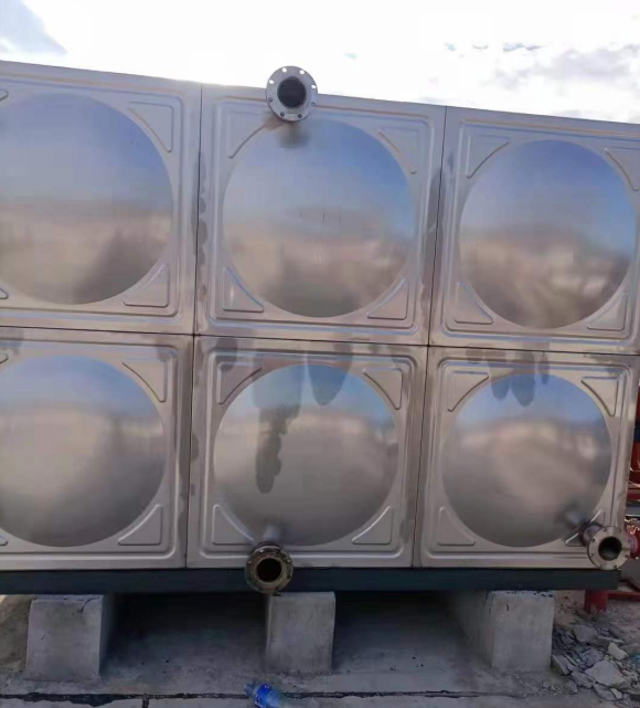 甘肃组合式不锈钢水箱，玻璃钢水箱的替代品，不锈钢冲压板组合水箱